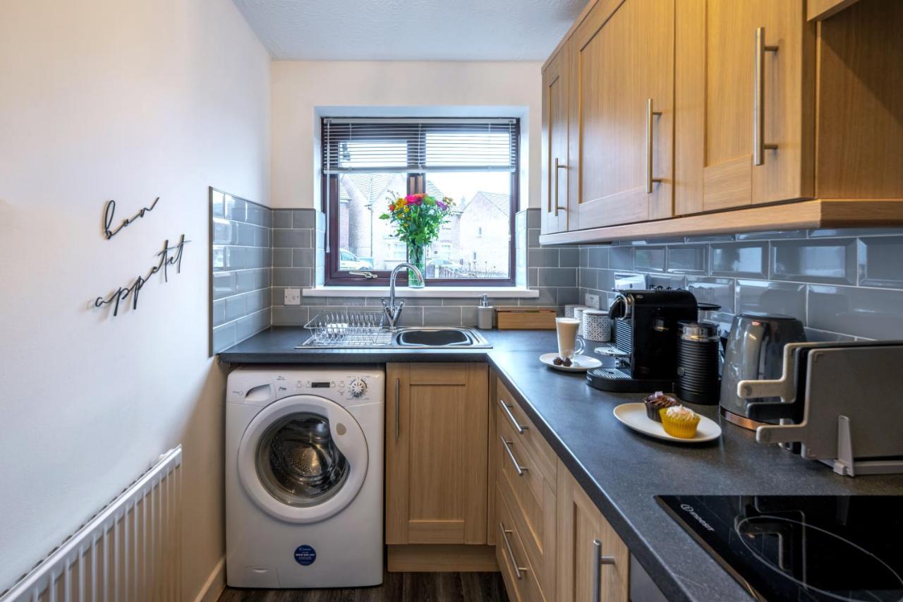 Yew Tree House Contractor / Family Home Free Netflix Fast Wifi Near Dudley/Birmingham Cradley Heath Exterior foto