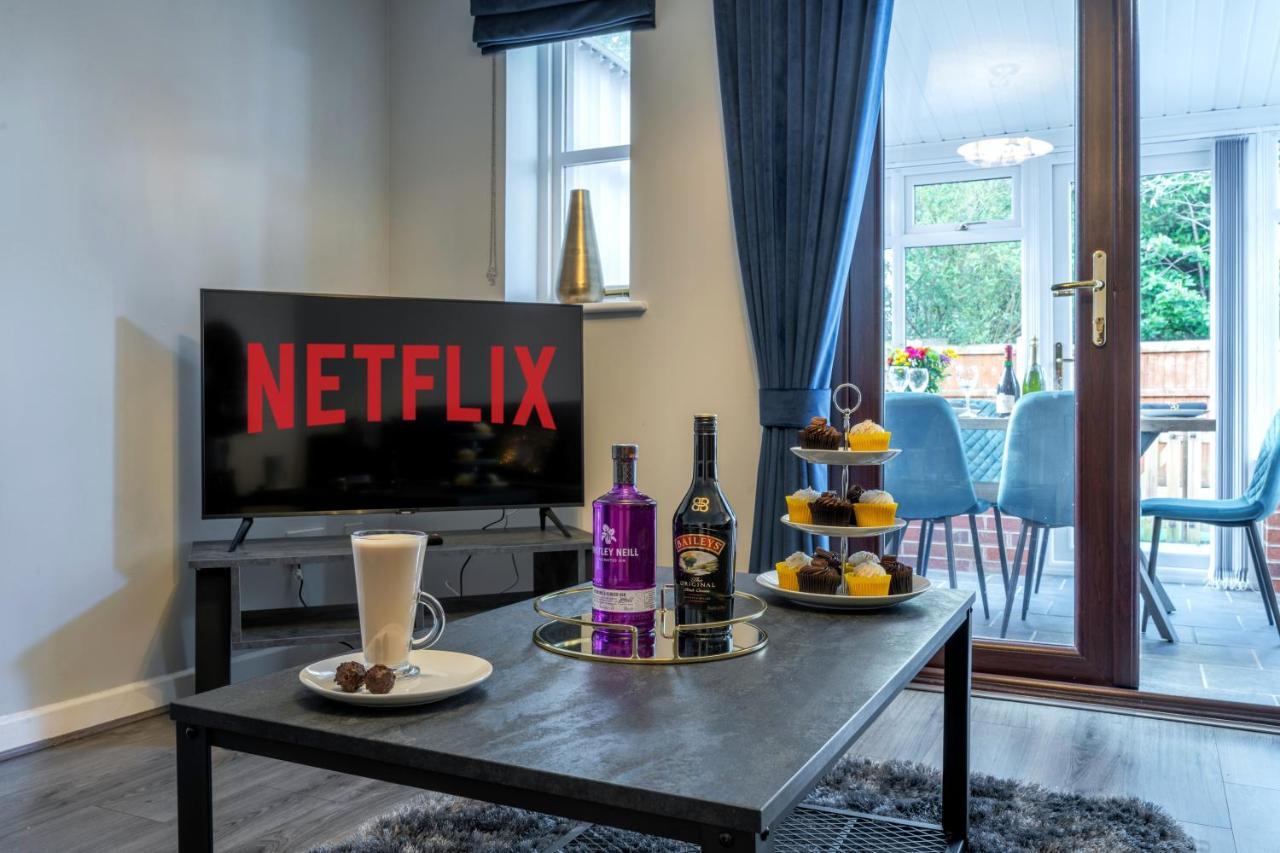 Yew Tree House Contractor / Family Home Free Netflix Fast Wifi Near Dudley/Birmingham Cradley Heath Exterior foto